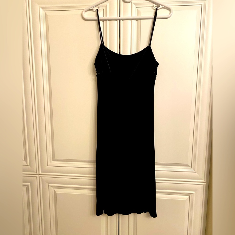 BCBGMAXAZRIA Sz Medium LBD Black Velvet Dress Spaghetti Straps Party Cocktail